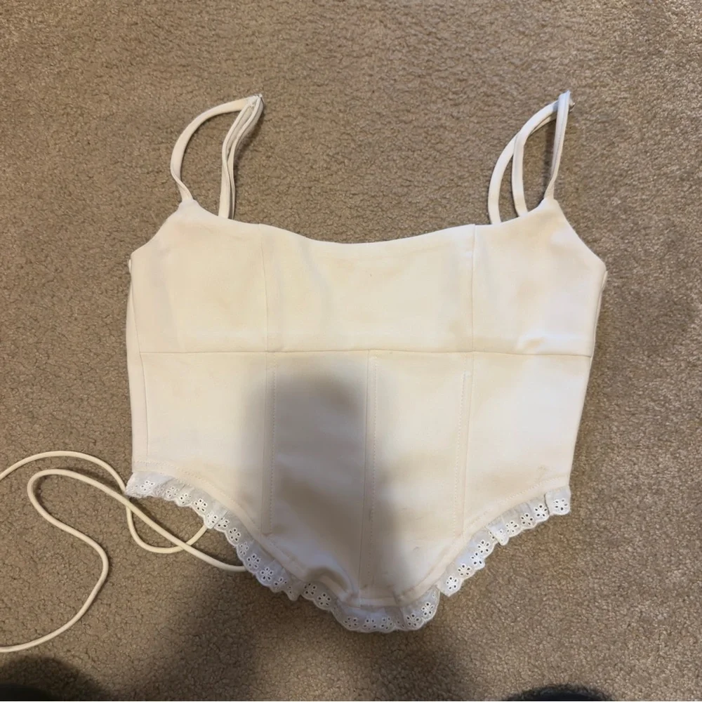 EDIKTED TOP - Picture 1 of 3